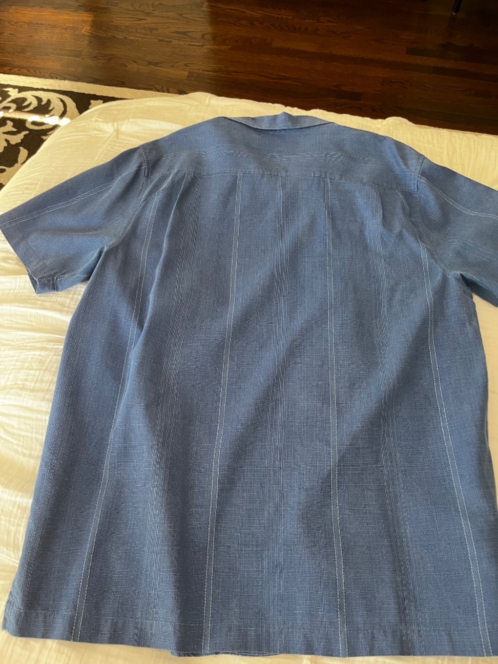 Tommy Bahama - Picture 2 of 4